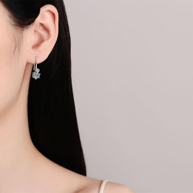 【A&R】莫桑鑽設計耳環款1.12克拉附精美禮盒(S925純銀 抗過敏 耳釘 情人節 生日 禮物)