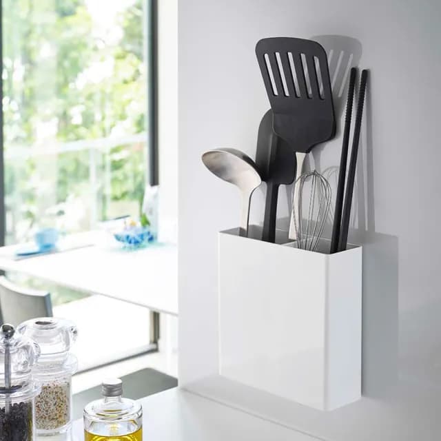 【YAMAZAKI】tower磁吸式餐具置物盒-白(廚房收納) 