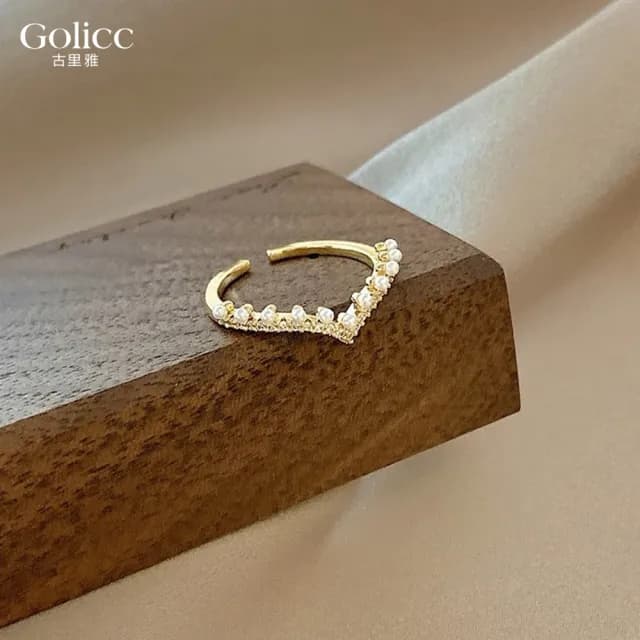 【Gulicc】戒指 日韓 V型 珍珠 鋯石 指環(雙11 聖誕節 生日 造型戒 食指戒 尾戒 禮物)