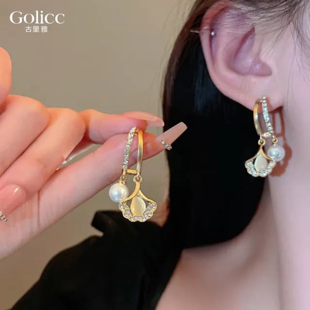 【Golicc】耳環 貓眼石 銀杏葉(99購物限定 生日 飾品 耳釘 耳飾 耳墜 禮物)