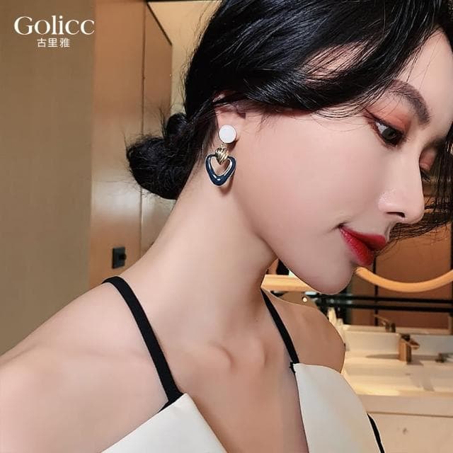 【Golicc】耳環 復古 愛心(618 七夕 情人節 生日 飾品 耳釘 耳飾 耳墜 禮物)