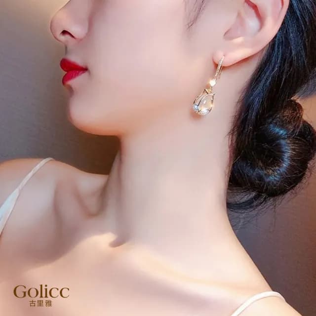 【Golicc】耳環 韓版 鬱金香 花朵(七夕 情人節 生日 飾品 耳釘 耳飾 耳墜 禮物)