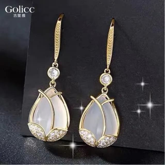【Golicc】耳環 韓版 鬱金香 花朵(七夕 情人節 生日 飾品 耳釘 耳飾 耳墜 禮物)