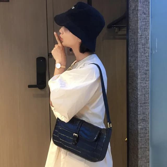 【LEESA】情人節禮物 鱷魚紋腋下包\女生包包\女士包包\PARTY包\晚宴包\高品質\歐美\肩背包\單肩包女\黑色包