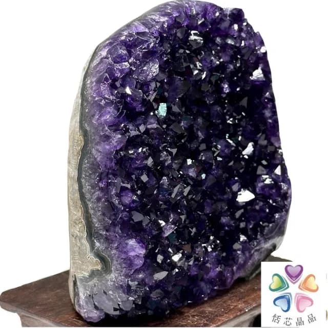 【恬芯晶品】ZA4頂級烏拉圭帝王紫水晶開運招財(辦公室消磁淨化風水財運業績財位招貴人紫晶鎮新年禮物新春)