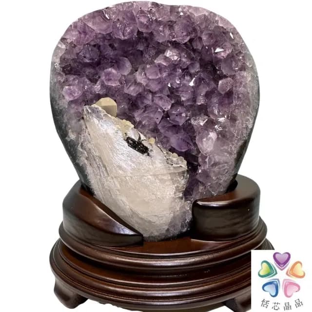 【恬芯晶品】UK7烏拉圭方解石水晶開運外來財(紫水晶消磁淨化財運財位招財招貴人紫晶鎮新年禮物新春)