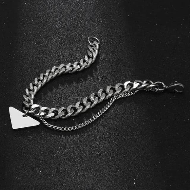 【米蘭精品】現貨+預購 鈦鋼手鍊鈦鋼手鏈(三角吊牌雙層纏繞男女飾品生日情人節聖誕節交換禮物74fl24)