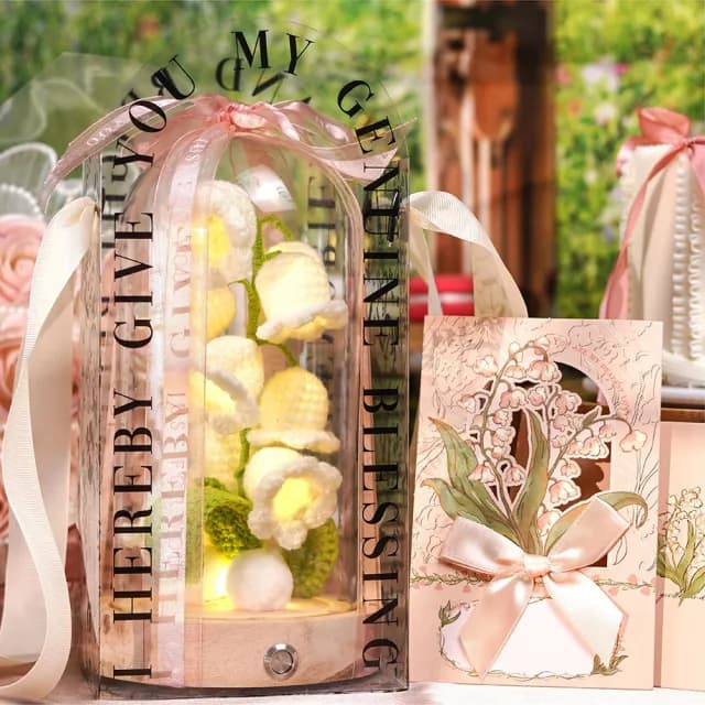 【Forrest 森憩】針織鈴蘭花夜燈-母親節禮盒(媽媽禮盒送媽媽禮物老婆禮物生日禮物永生花玻璃罩小夜燈 花燈)