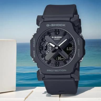 【CASIO 卡西歐】G-SHOCK 纖薄小巧雙顯手錶 送禮 禮物 推薦(GA-2300-1A)