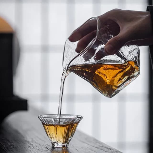 【傳真雅器】日式四方 玻璃公道杯（大款）(茶具 茶道具 公道杯 茶海 分茶器)