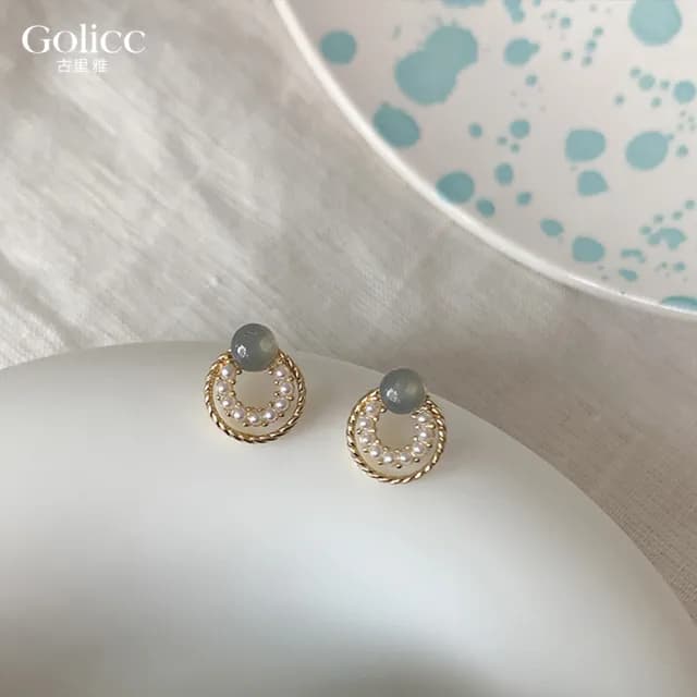 【Golicc】耳環 溫婉 氣質珍珠 銀針耳環(99購物限定 生日 飾品 耳釘 耳飾 耳墜 禮物)