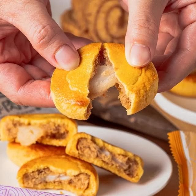 【胖肉舖】麻糬肉鬆餅禮盒 -10入/盒(商品均附提袋)