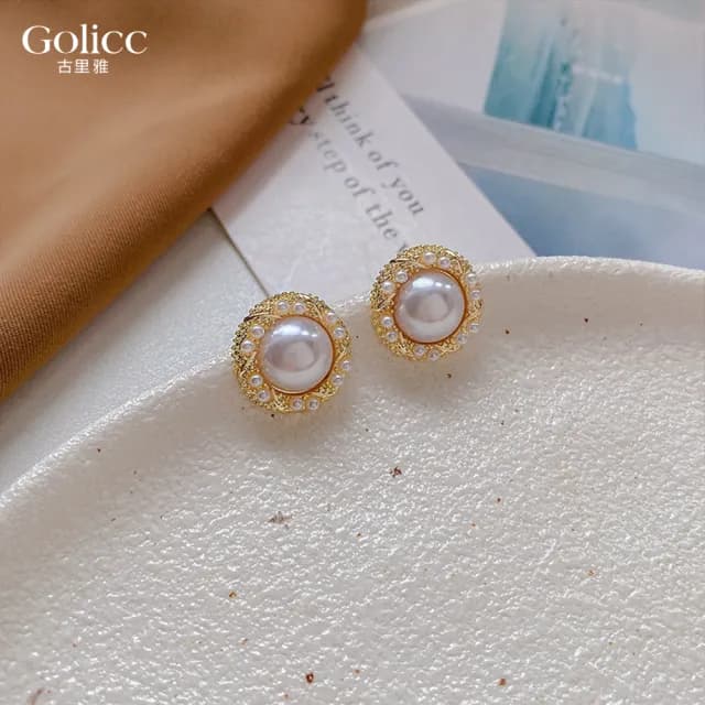 【Golicc】耳環 法式復古 簡約珍珠滾邊(七夕 情人節 生日 飾品 耳釘 耳飾 耳墜 禮物)