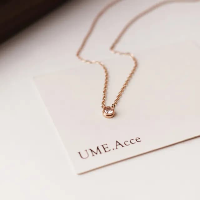 【UME.Acce】鈦鋼玫瑰金單鑽項鍊(鈦鋼 鈦鋼項鍊 單鑽 單鑽項鍊 鎖骨鍊 短項鍊 玫瑰金 玫瑰金項