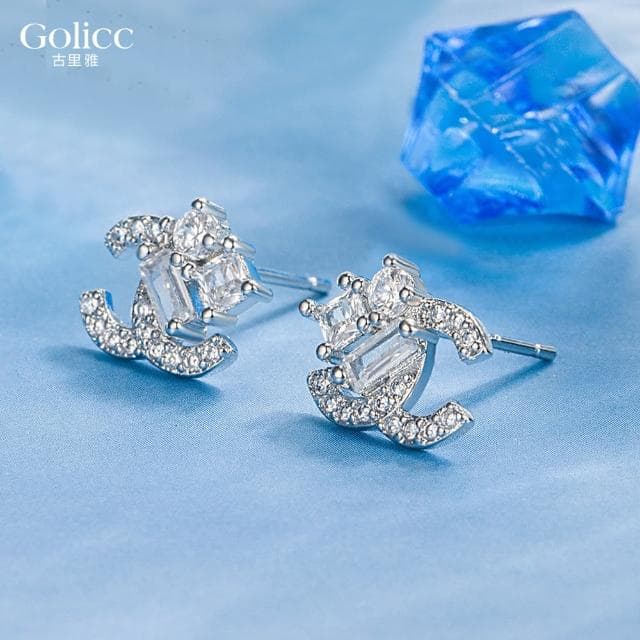 【Golicc】耳環 小香風 時尚優雅滿鑽(母親節 生日 情人節 飾品 耳釘 耳飾 耳墜 禮物)