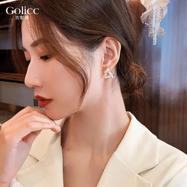 【Golicc】耳環 韓版 氣質 雙三角(七夕 情人節 生日 飾品 耳釘 耳飾 耳墜 禮物)