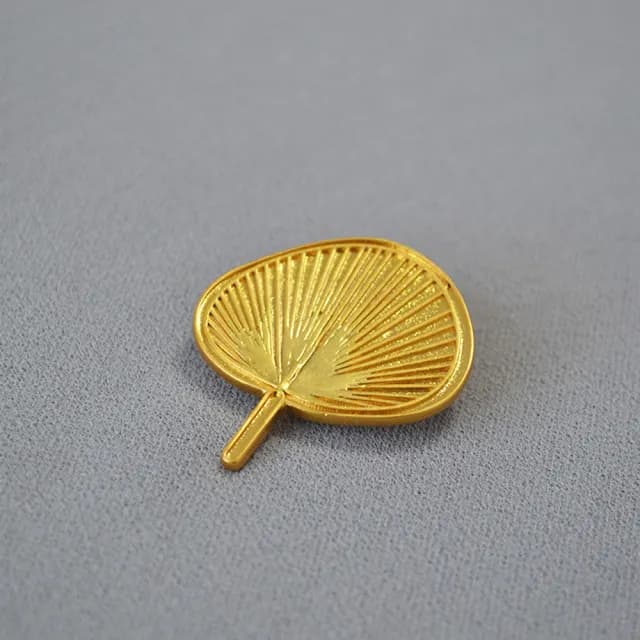 【MoonDy】情人節禮物 別針 胸花 氣質別針 造型別針 時尚胸針 領口別針 金色胸針 女胸針 復古別針 個性胸針