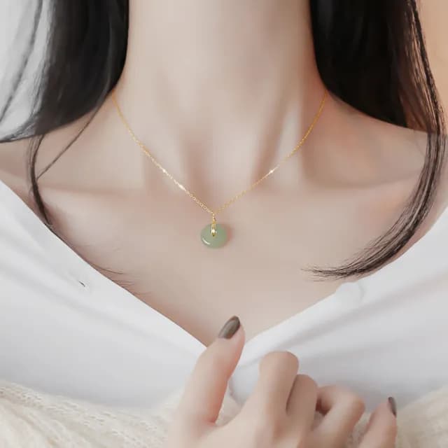 【天然玉石】925純銀設計感天然和田玉項鍊(上班族 情緒 平安吉祥 平安扣 女項鍊 吊墜 和闐玉 生日禮物)
