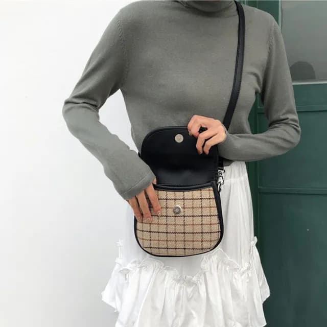 【LEEHER】情人節禮物 七夕 情侶包包/韓系包包/側背包女/側背包女生可愛/小包包斜背包/女包/馬鞍包/斜背包 