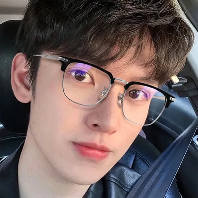 【KT DADA】情人節禮物 半框眼鏡 黑框眼鏡 男生眼鏡 高品質 禮物 眼鏡 眼鏡框 眼鏡架 輕量鏡架 金屬眼鏡 眉