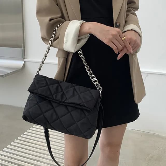 【LEEHER】情人節禮物 女包/包包/鏈條包/尼龍包/斜背包/菱格包包/小香風包包/折叠包/黑色包包/腋下包/時尚 