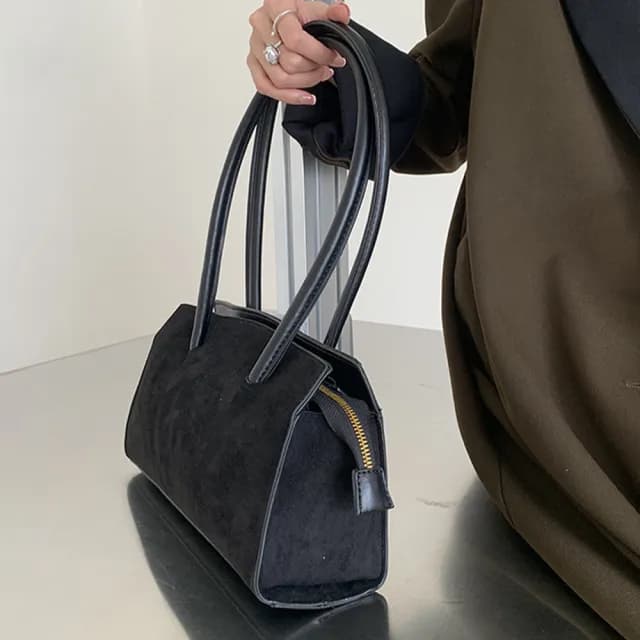 【LEESA】情人節禮物 麂皮包包\法棍包\絨布包包\輕便\包包\女士包包\腋下包\復古包\簡約\單肩包