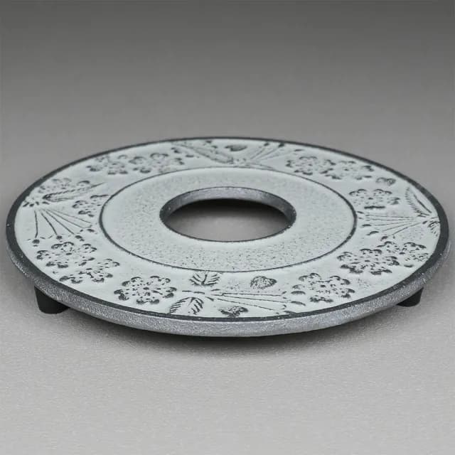 【福介商店】南部鐵器 日本鑄鐵壺墊 岩鑄 櫻 銀麻色 鑄鐵壺墊-大(鍋墊 隔熱墊 茶具)