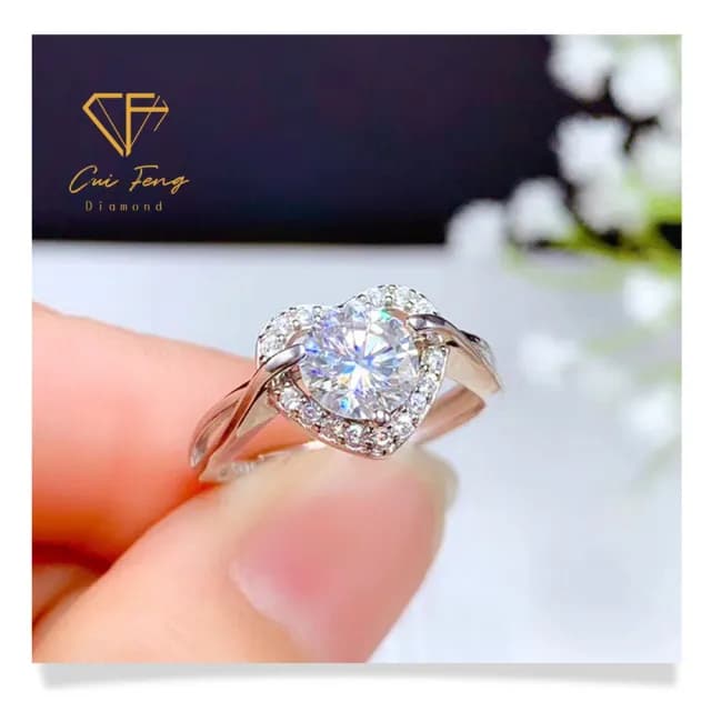 【CF鑽飾】戒指 莫桑鑽《永恆真心》(1克拉 七夕 情人節女戒 鑽戒 禮物送禮 求婚 生日)