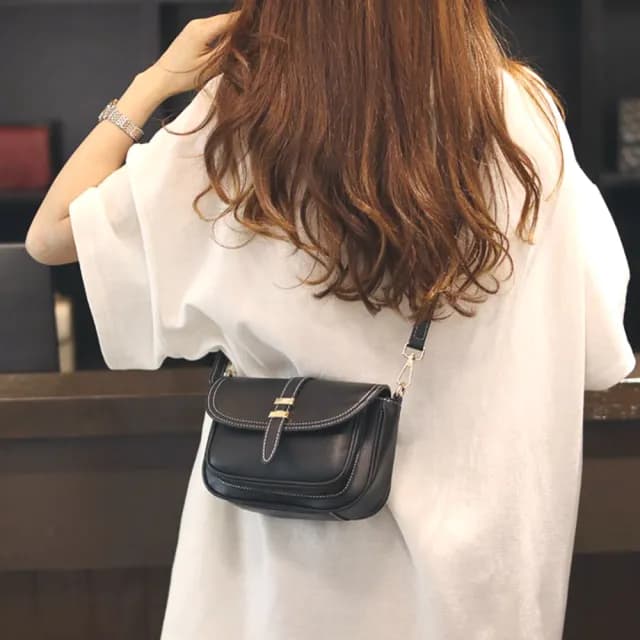 【LEESA】情人節禮物 牛皮包包\女生包包\真皮包包\馬鞍包\貝殼包\小方包\小包包\側背包\復古包包\可愛包包\
