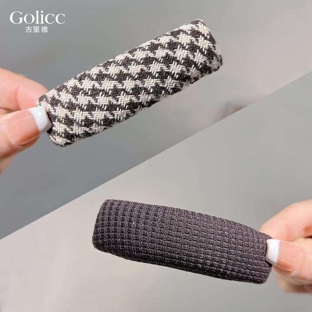 【Golicc】髮夾 買1送1 美拉德 千鳥格 復古側邊夾(618 七夕 情人節 生日 髮飾 頭飾 鯊魚夾 抓夾 禮物)