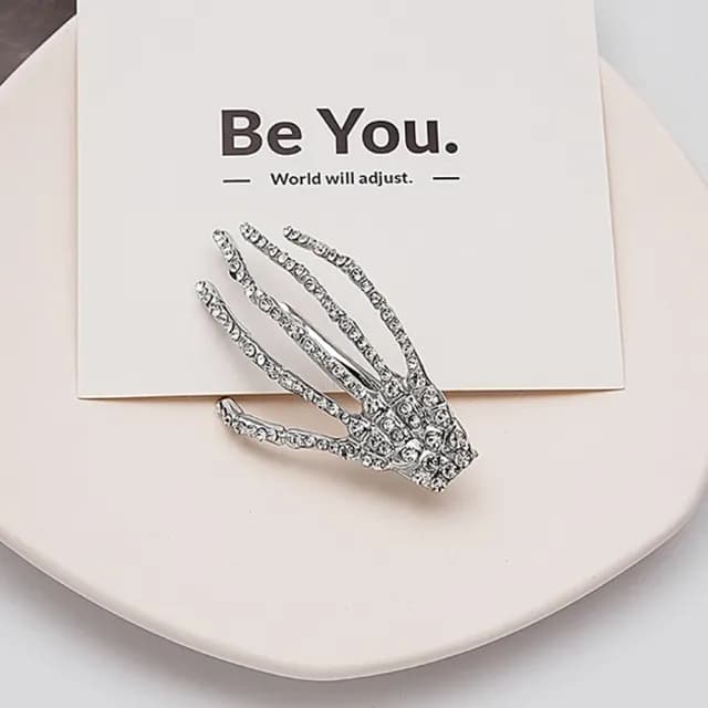 【橘魔法】（4入）萬聖節 服裝 角色扮演 水鑽骨頭手指髮夾(飾品 髮飾 裝飾 裝扮 節慶 童裝 女童 兒童 大人)