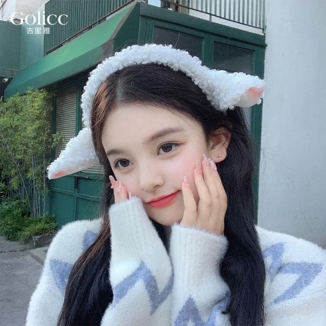 【Golicc】髮箍 裝扮 小羊耳朵 毛絨髮箍(母親節 生日 情人節 髮飾 頭飾 鯊魚夾 抓夾 禮物)
