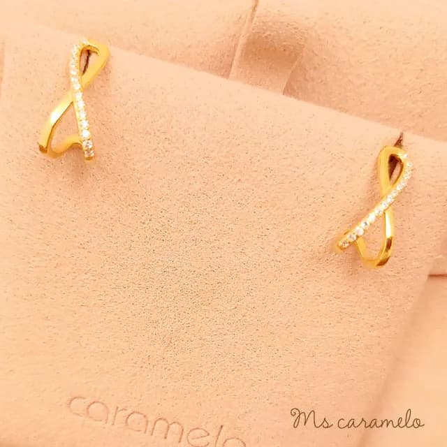 【焦糖小姐 Ms caramelo】925純銀  愛無限(鋯石耳環)