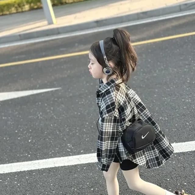 【橘魔法】黑白格子長袖襯衫(格子襯衫 薄外套 開衫 罩衫 中性款 女童 男童 兒童 童裝)
