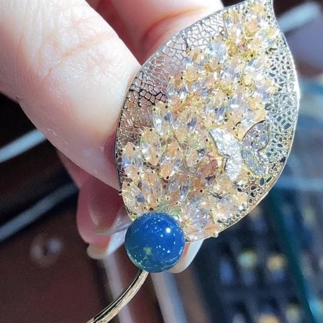 【Penny珮妮】墨西哥藍珀9mm一葉成名胸針吊墜二用(母親節禮物/交換禮物/送女友/送閨蜜/生日禮物/情人節)