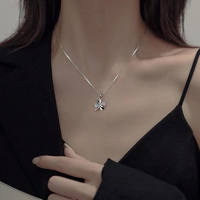 【LEEHER】四葉草項鍊/足銀項鍊/鎖骨鏈/項鍊/純銀項鍊/幸運草項鍊/女生禮物/S999純銀/銀項鍊/氣質項鍊