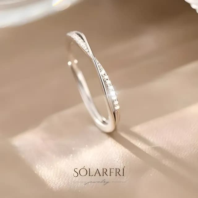 【SOLARFRi】輕奢閃耀戒指｜可調整戒圍大小禮盒包裝(閨蜜情人女友母親老婆生日聖誕禮物)