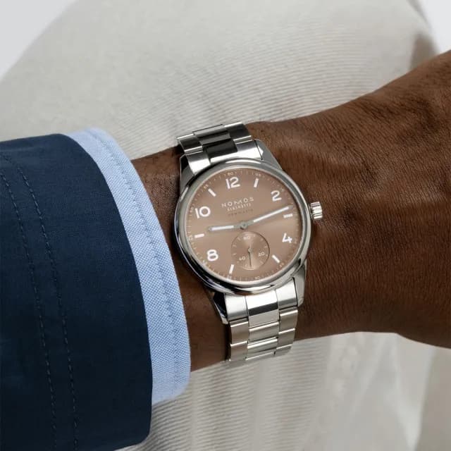 【NOMOS】Club系列 自動上鍊 小秒針 時尚機械腕錶 畢業禮物 送禮 推薦 39.5mm(762)