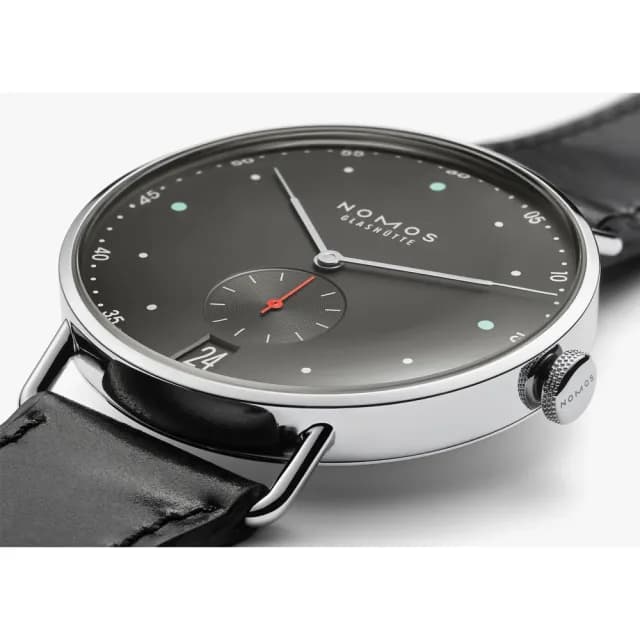 【NOMOS】Metro系列 手動上鍊 小秒針 經典機械腕錶 畢業禮物 送禮 推薦 38.5mm(1103)