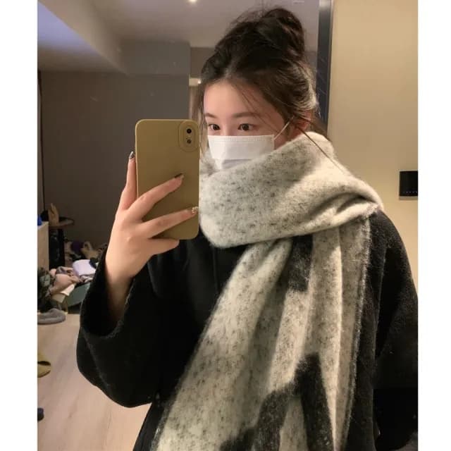 【橘魔法】大F蓬鬆麻花辮圍巾(雙面可圍 圍脖 披肩 脖圍 披巾 大人 配件 寒流 保暖 交換禮物)