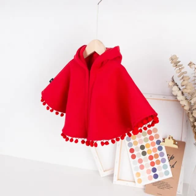 【橘魔法】小紅帽流蘇毛球細刷絨斗篷(披肩 外套 斗篷 大紅 新年 過年 拜年服 表演 戲劇 女童 兒童 童裝)