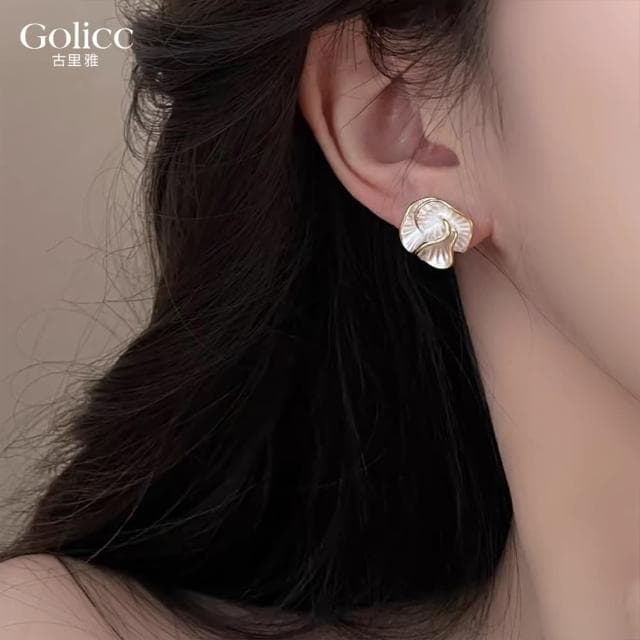 【Golicc】高級感金邊立體花耳環(母親節 生日 情人節 飾品 耳釘 耳飾 耳墜 禮物)