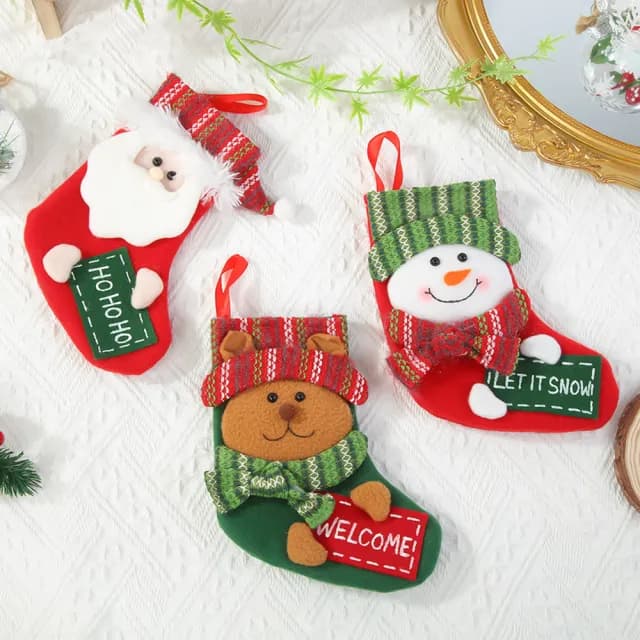 【六分埔禮品】拿英文牌小聖誕襪-多款任選(聖誕節擺飾耶誕節居家節慶配件節慶裝飾佈置聖誕襪禮物襪吊飾)