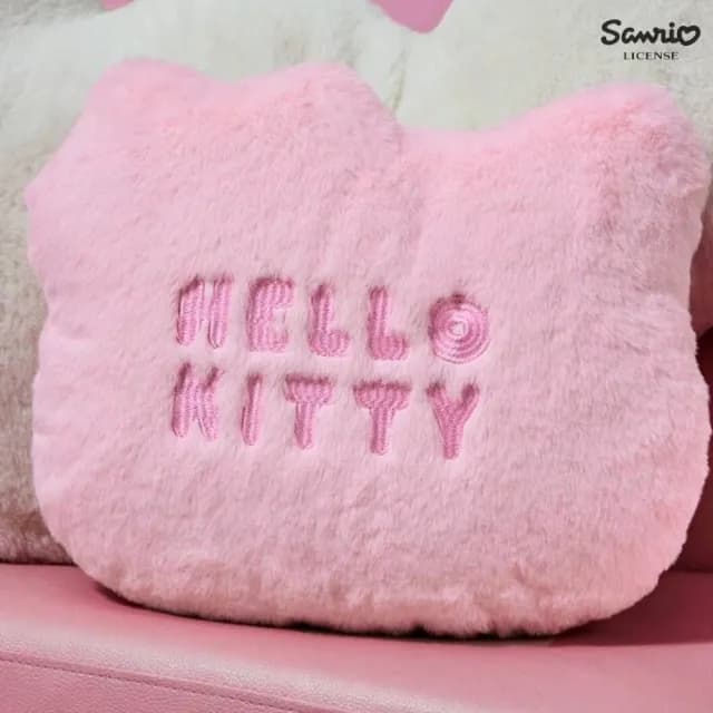 【WOONUE】Hello Kitty凱蒂貓超柔絨毛薄抱枕靠墊靠枕玩偶沙發枕頭(女友女兒老婆生日情人聖誕交換禮物)