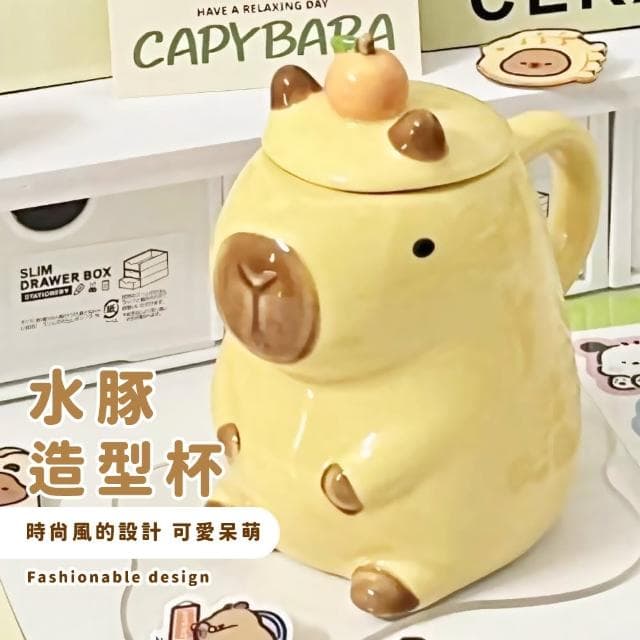 【水豚喝水】卡皮巴拉帶蓋陶瓷杯(馬克杯子 茶杯 飲料杯 咖啡杯 水杯 環保杯 早餐杯 情侶 兒童 禮物)