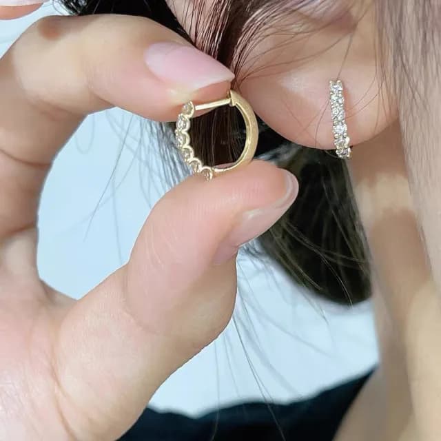 【鉅曜】閃耀花環18K金  鑽石耳環 總重35分(培育鑽石 直徑1.2公分)