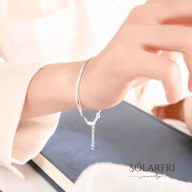 【SOLARFRi】輕奢設計款手鍊｜女士手鏈可調整手圍大小 附禮盒包裝(閨蜜女友老婆情人生日禮物)