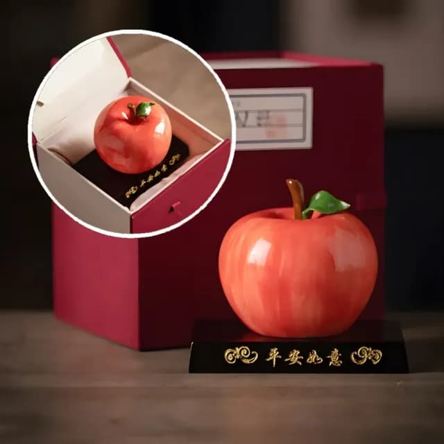 【招財納福】高雅陶瓷蘋安如意開運擺件-禮盒裝(附底座 蘋果 聚寶盆 守財旺運 吉祥 裝飾 擺飾 新年禮物)