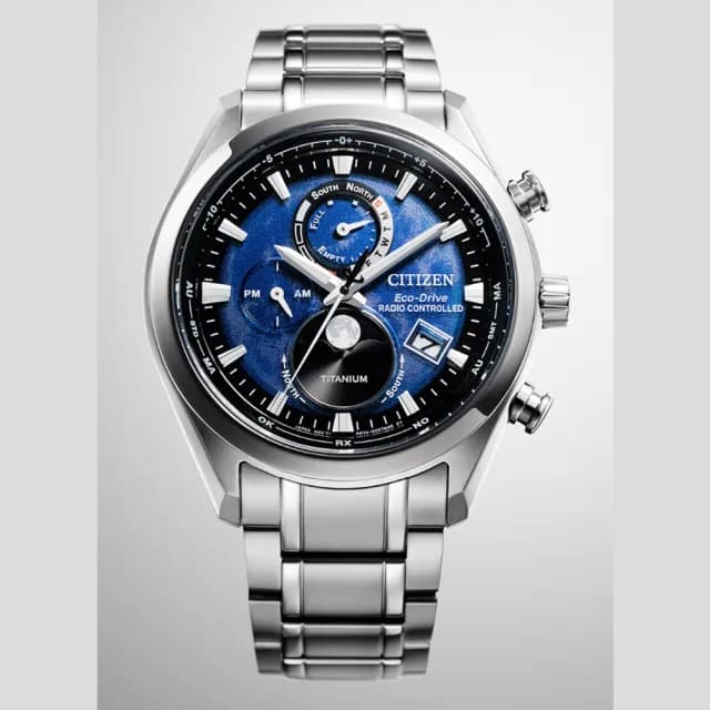 【CITIZEN 星辰】GENTS 光動能 月相 電波對時 鈦金屬 男錶 父親節 送禮 推薦(BY1010-81L)
