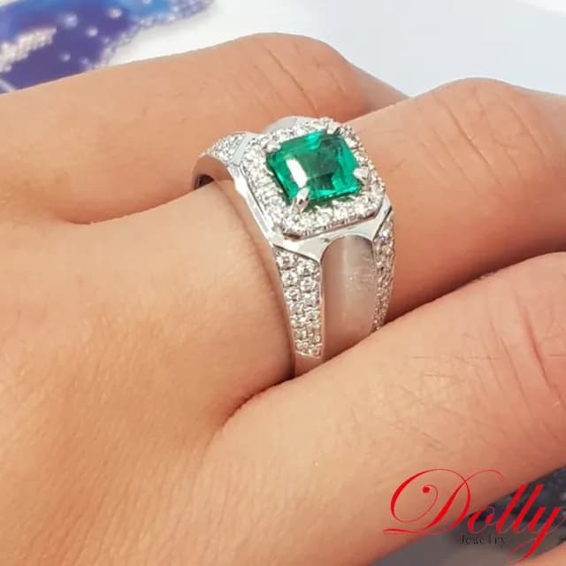 【DOLLY】父親節禮物 1克拉 天然哥倫比亞祖母綠18K金鑽石男戒-002(情人節 交換禮物首選)